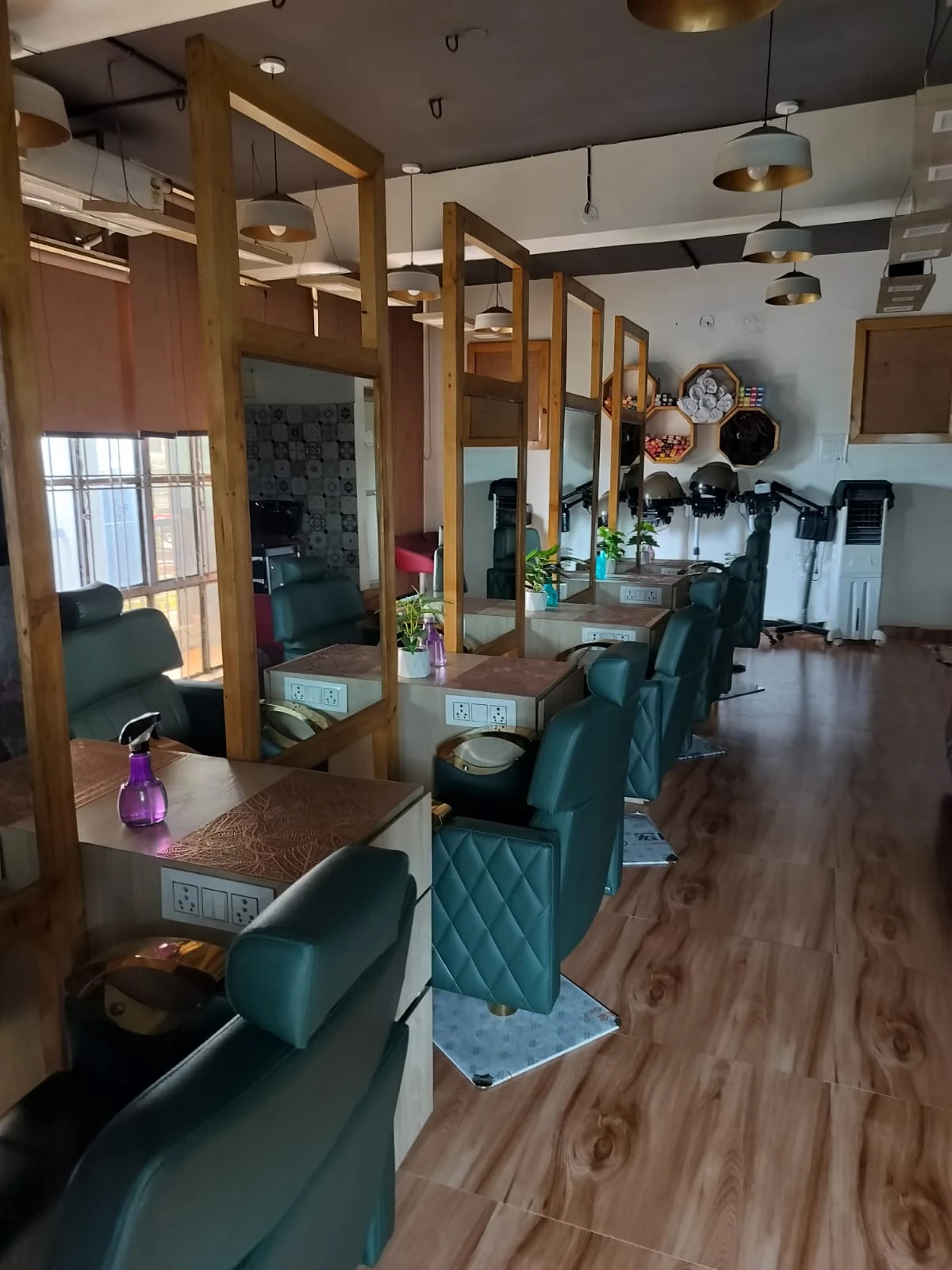 Be U Saloon II