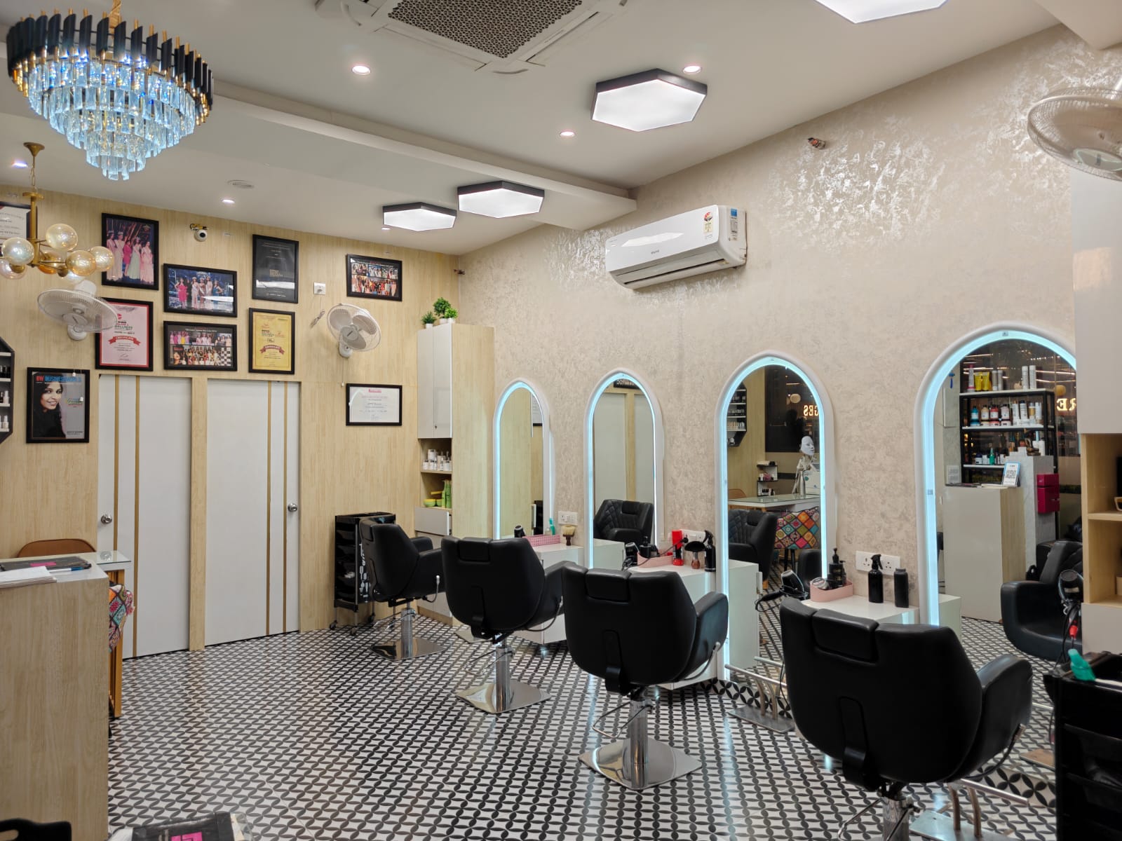 Glam studio